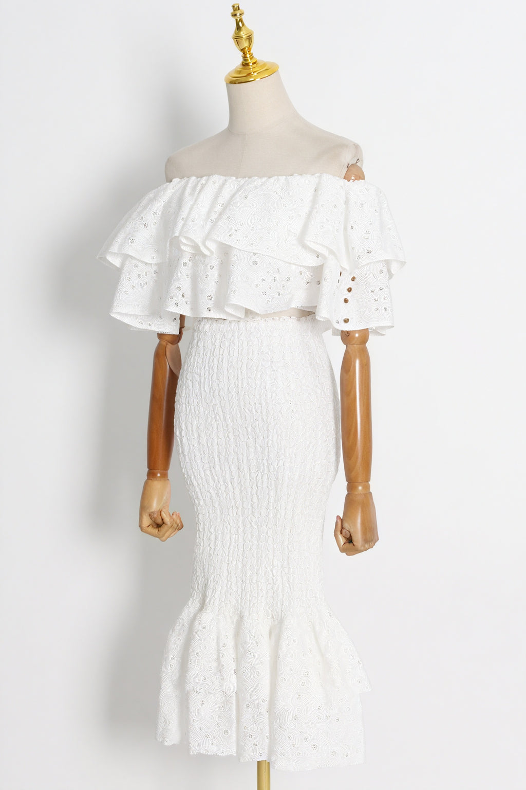 Eleganza Estiva: Top & Gonna con Volant