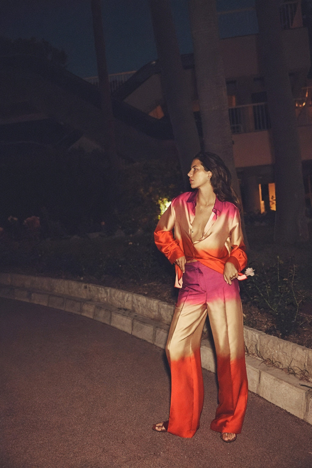 Completo Elegante con Gradienti di Colore