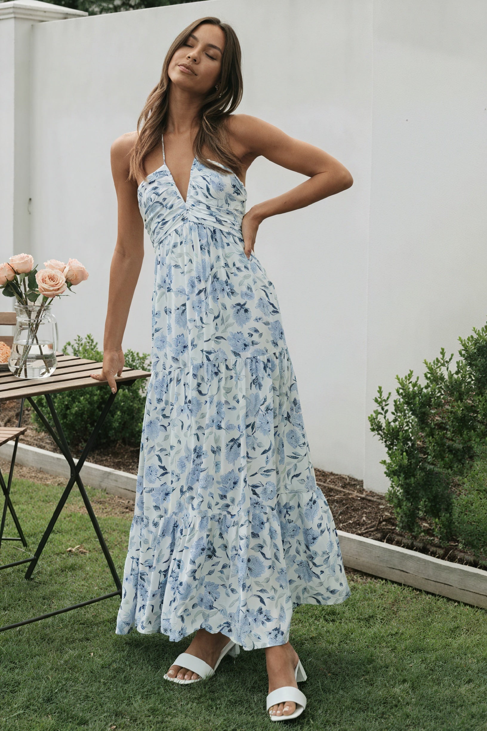 Abito Maxi Floreale con Scollo Halter
