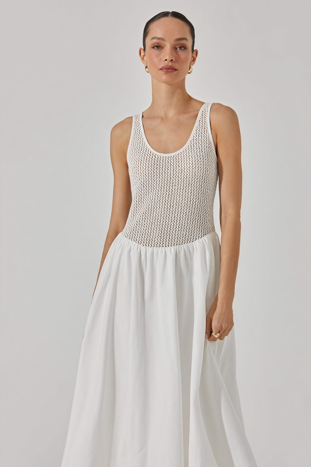 Abito Midi Testurizzato - Stile Raffinato