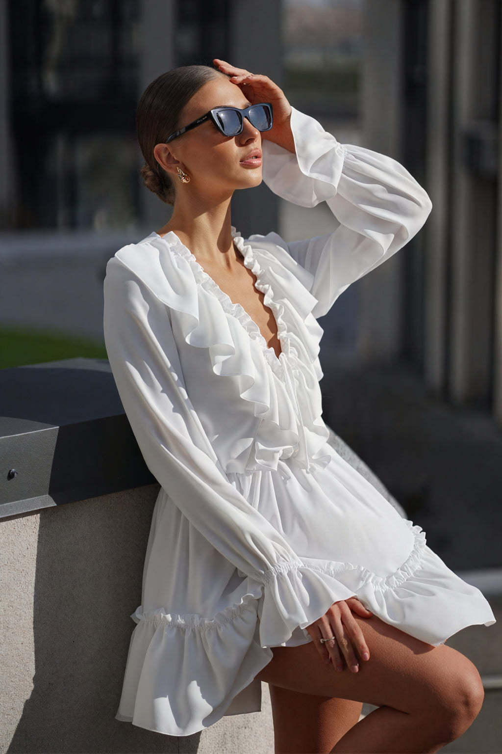 Abito Mini con Volant Romantici