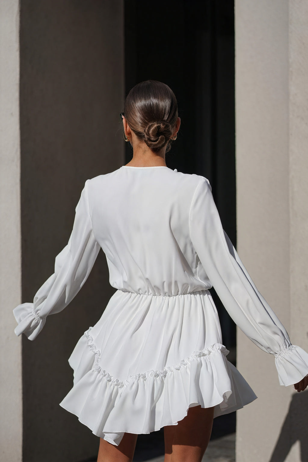 Abito Mini con Volant Romantici