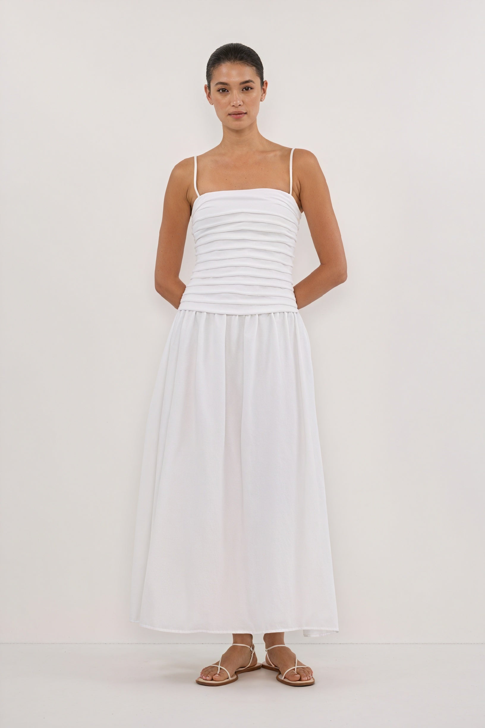 Abito Midi A-Line con Bretelle Sottili