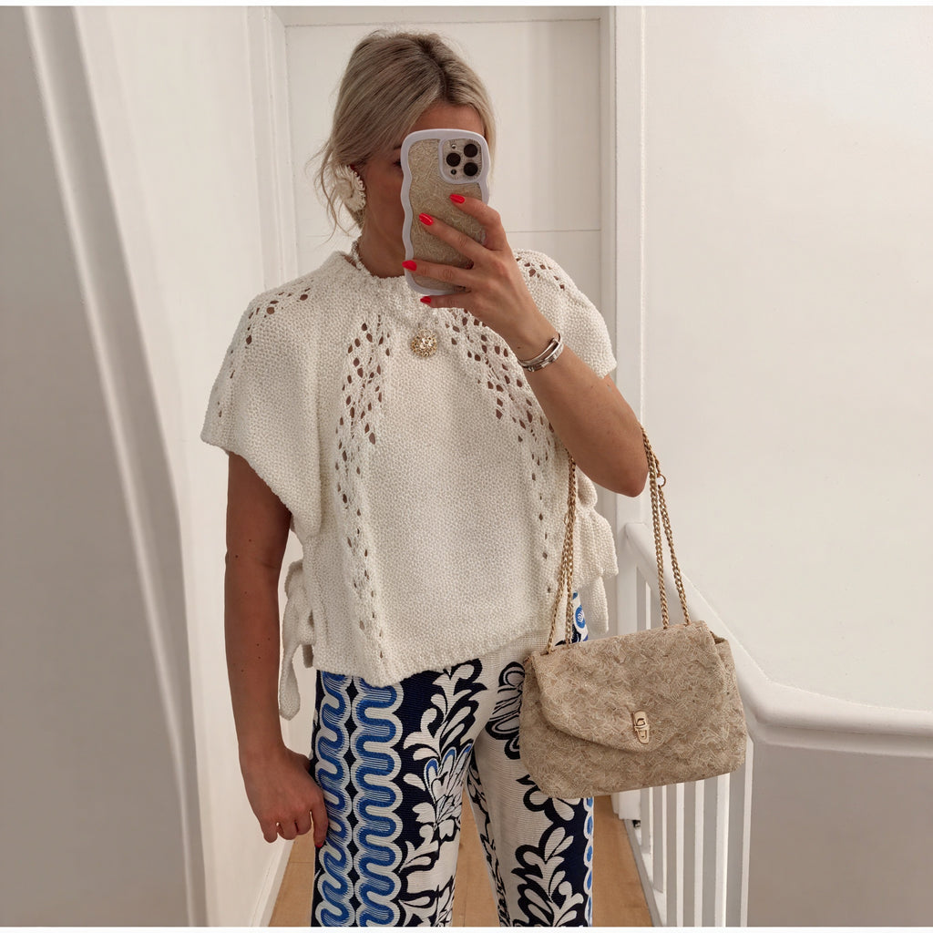 Top in Maglia Traforata con Maniche Corte