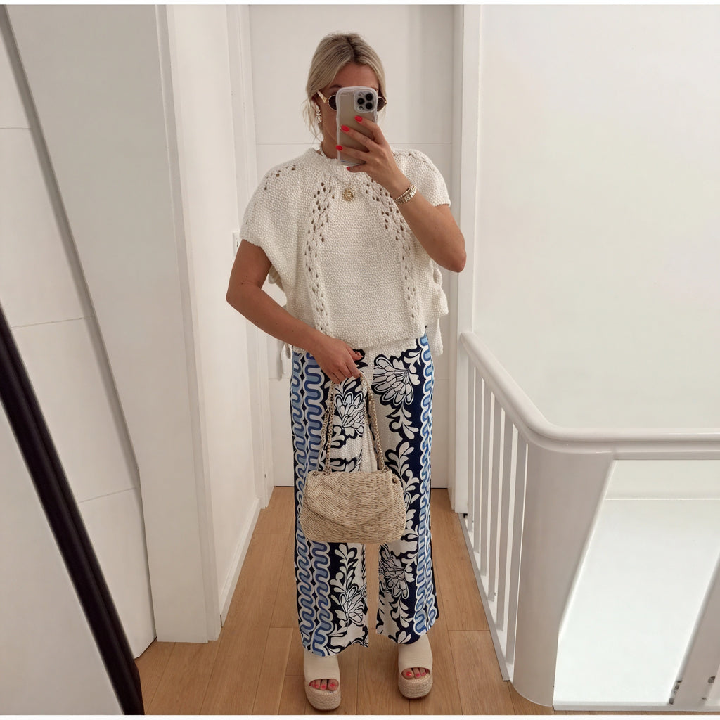 Top in Maglia Traforata con Maniche Corte