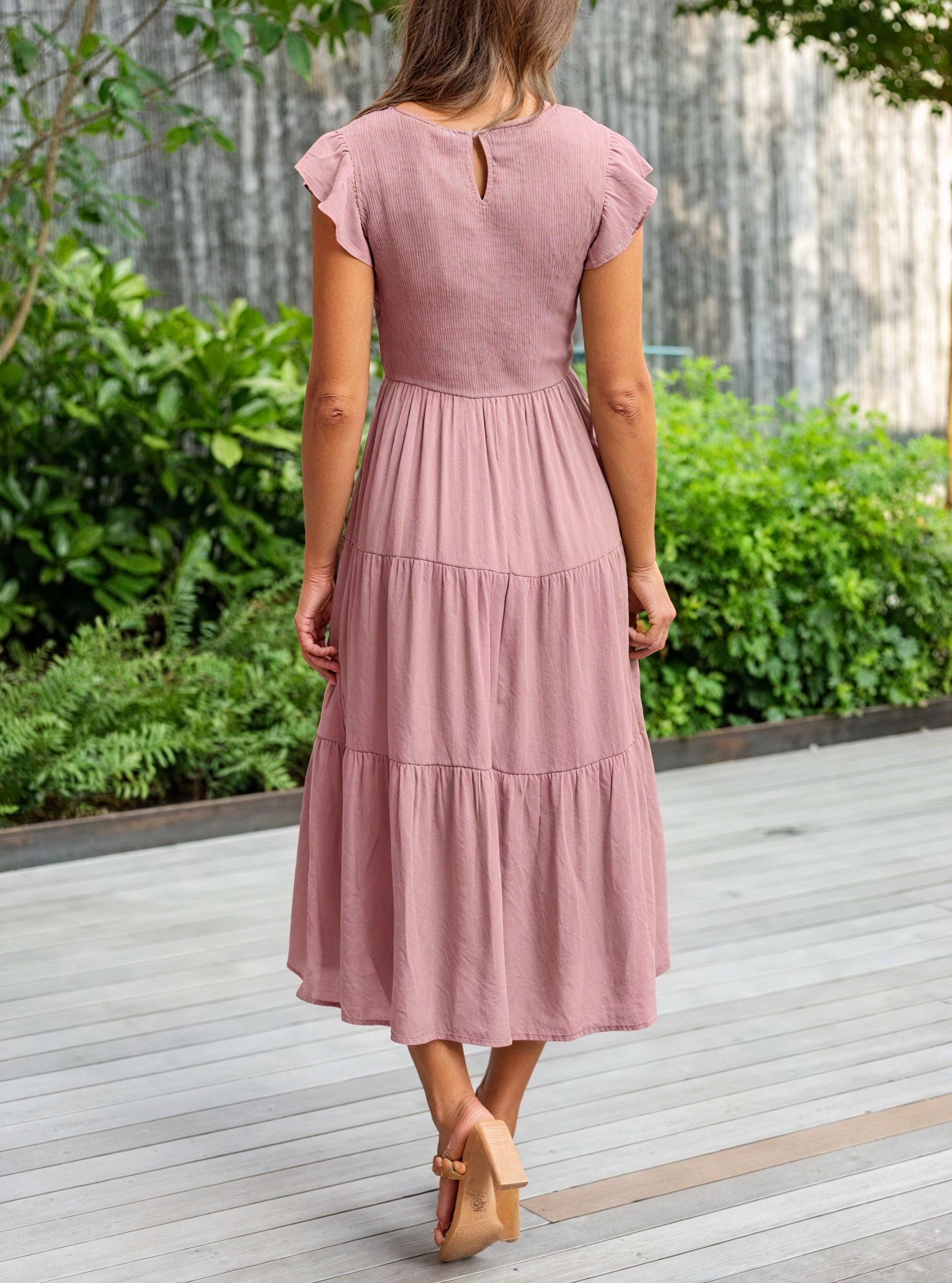 Abito Estivo Fluido Donna con Gonna a Balze, Maniche a Volant e Girocollo – Perfetto per Spiaggia e Brunch-81634-705bb2d7-229a-42a9-8f86-a547f807efc4