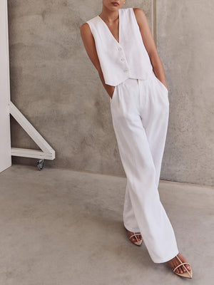 Completo Raffinato: Gilet e Pantaloni per un Look Impeccabile