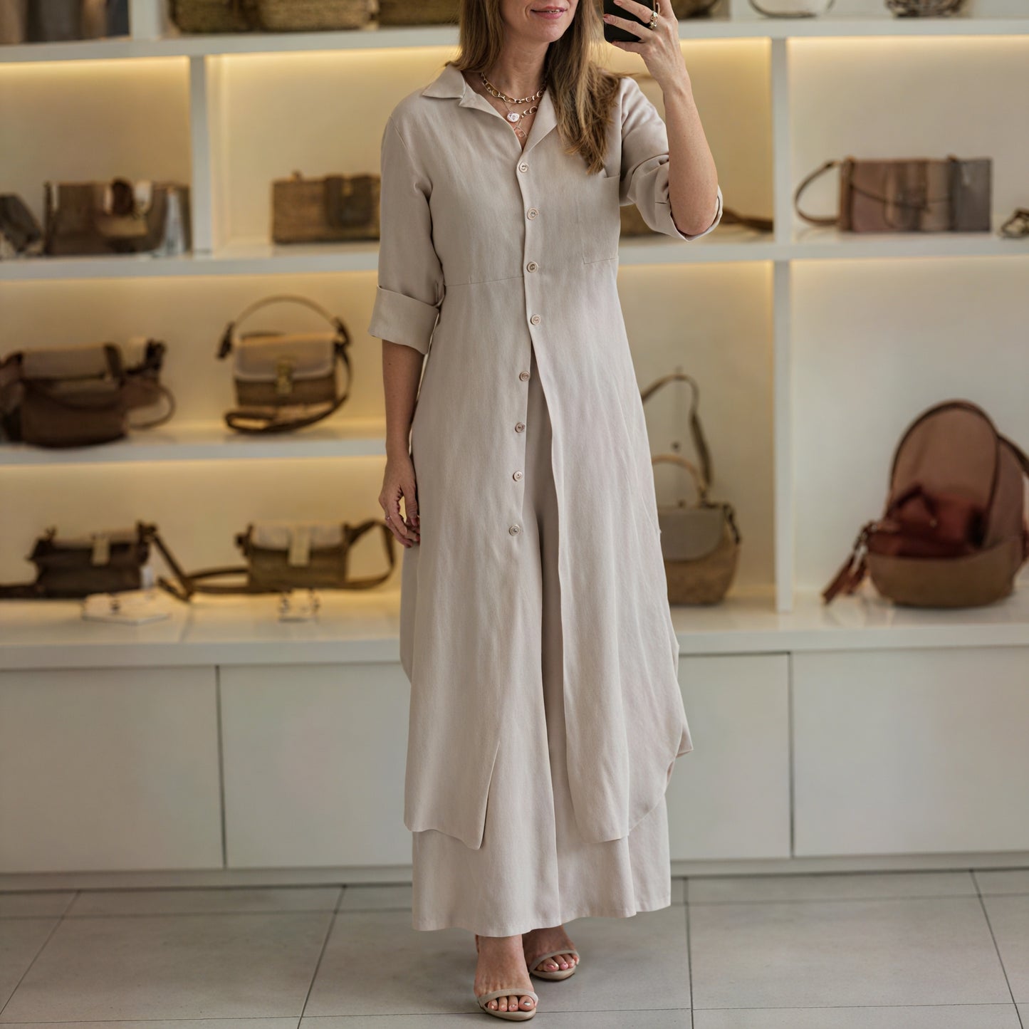 Eleganza Quotidiana: Abito Versatile Senza Tempo