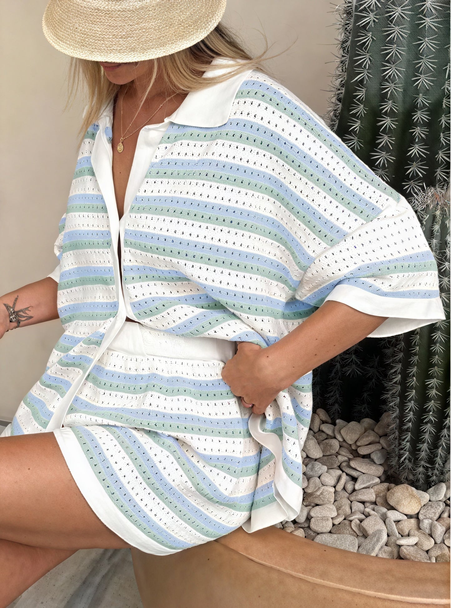 Top a Righe in Maglia con Bottoni