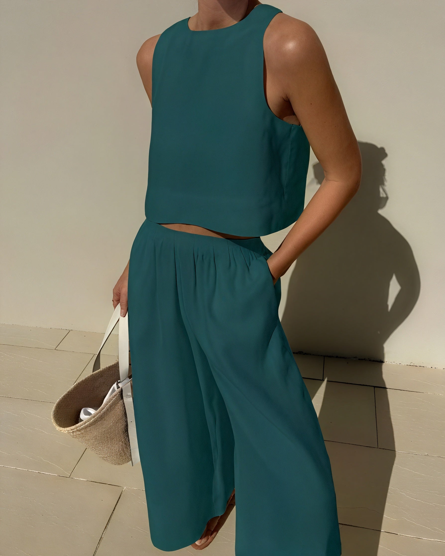 Completo Top Corto e Pantaloni Ampi