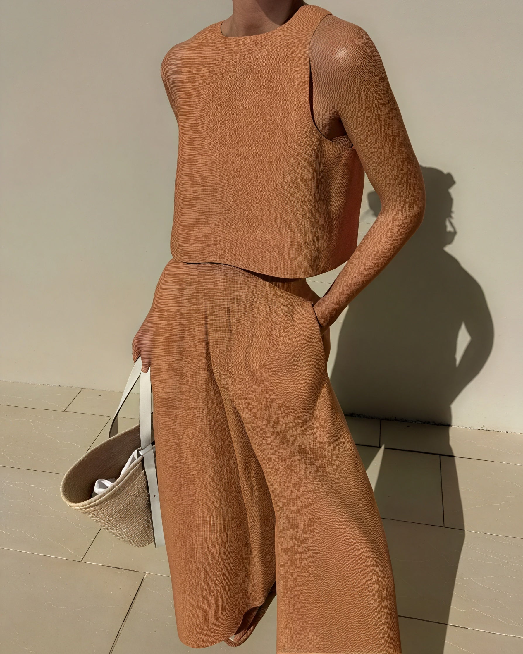 Completo Top Corto e Pantaloni Ampi