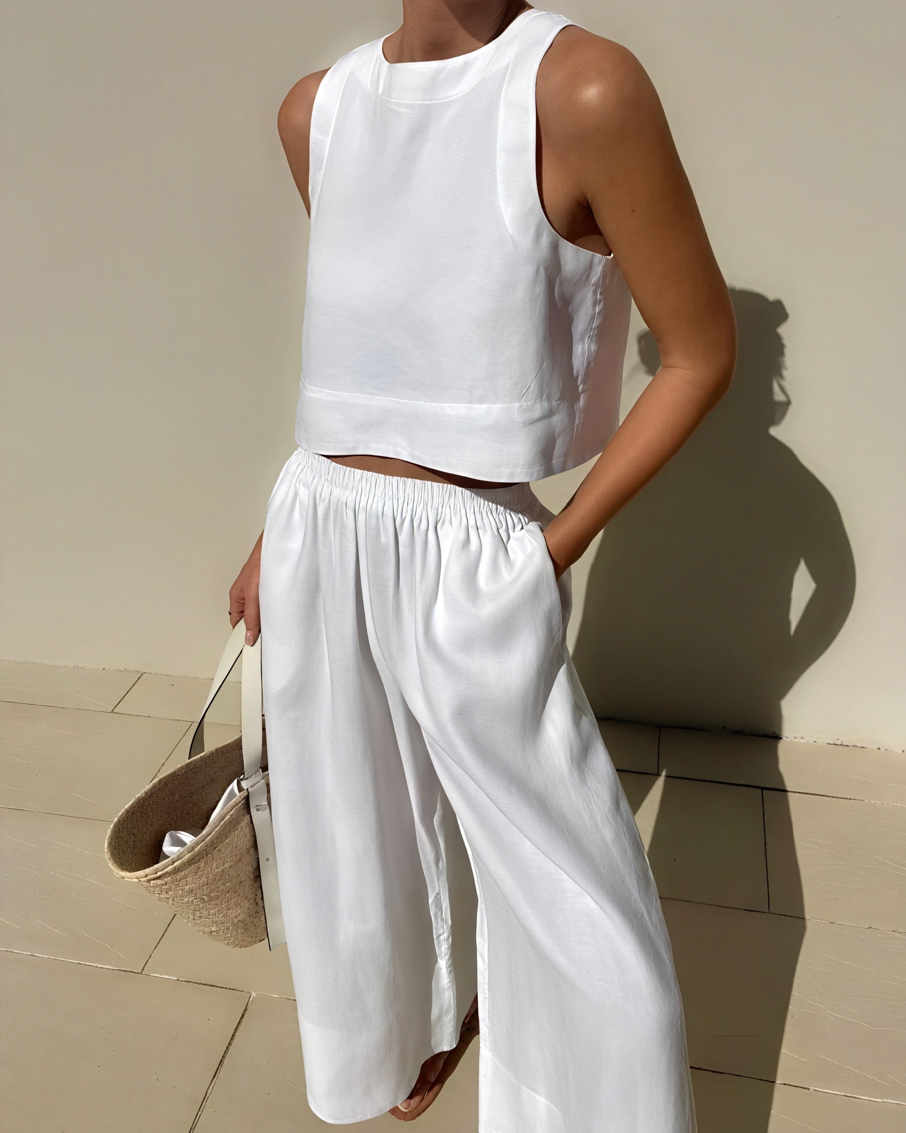 Completo Top Corto e Pantaloni Ampi