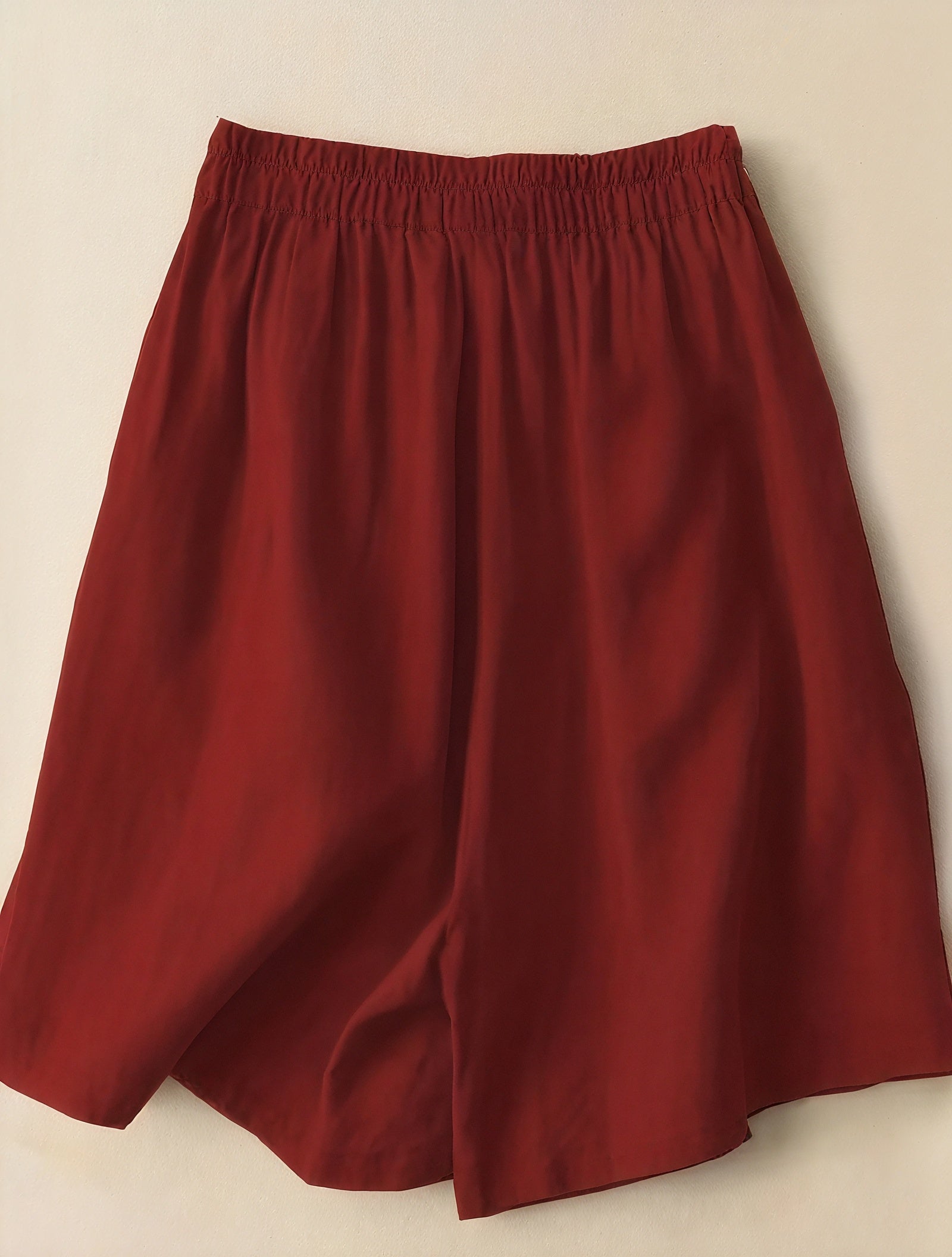 Shorts a Vita Alta e Gamba Ampia