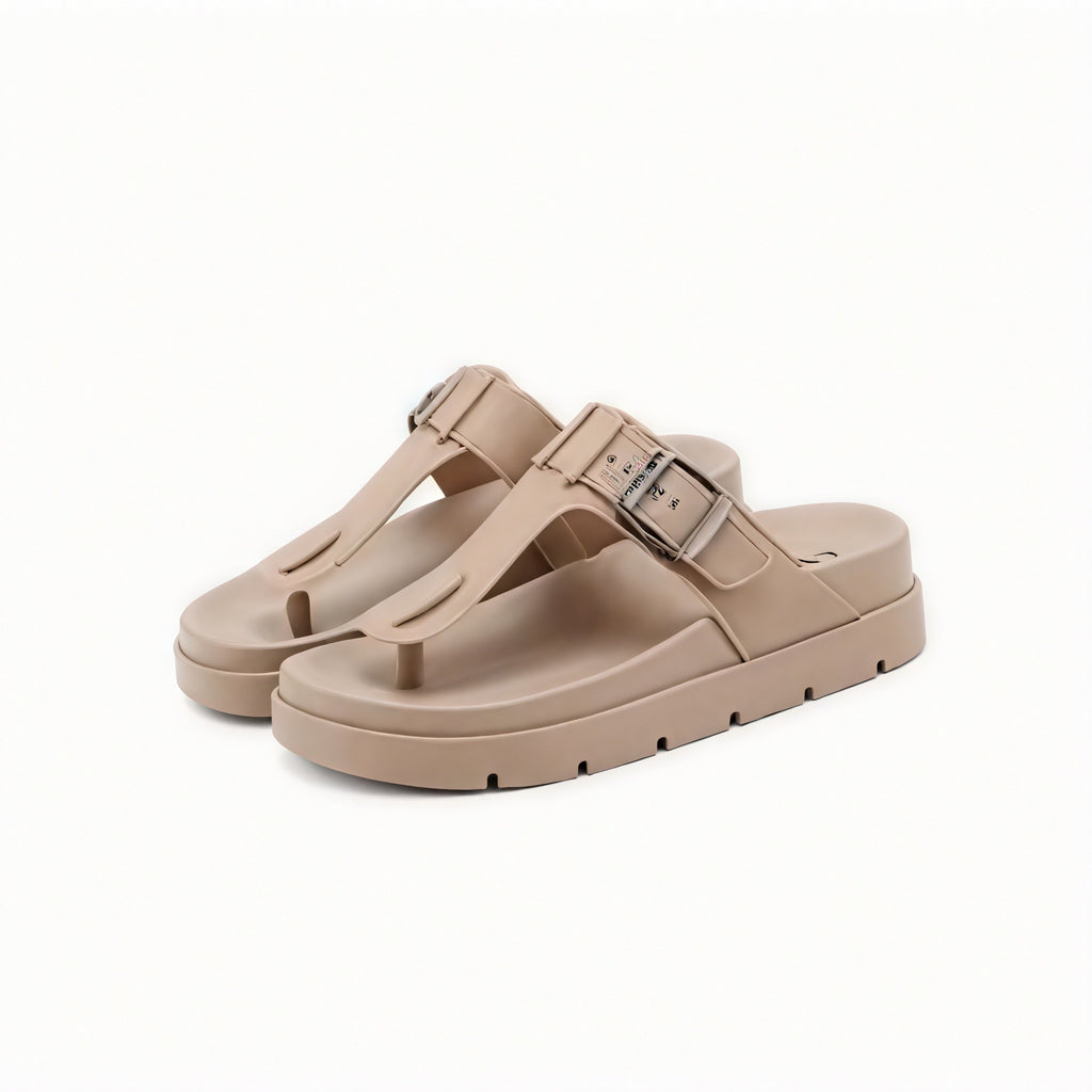 Calzature Minimal: Comfort e Stile Disinvolto