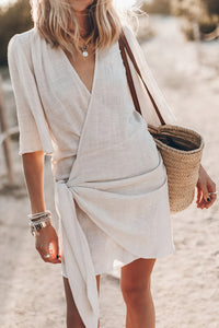 Abito Mini Incrociato – Scollo a V Maniche Kimono