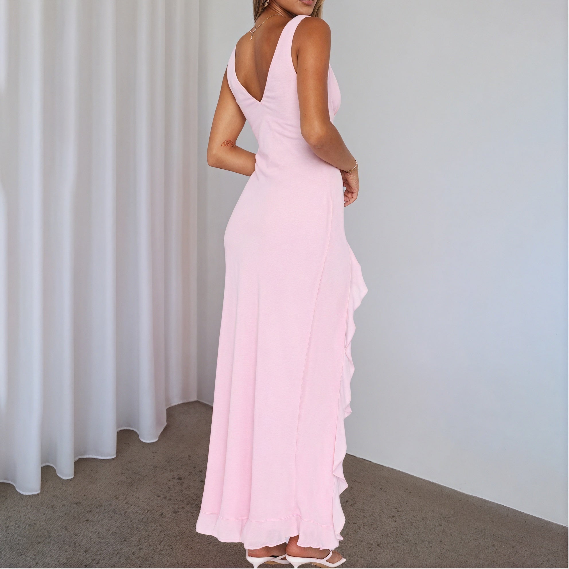Paige | Elegant Sleeveless V-Neck Maxi Dress with Asymmetrical Slit - Image 3