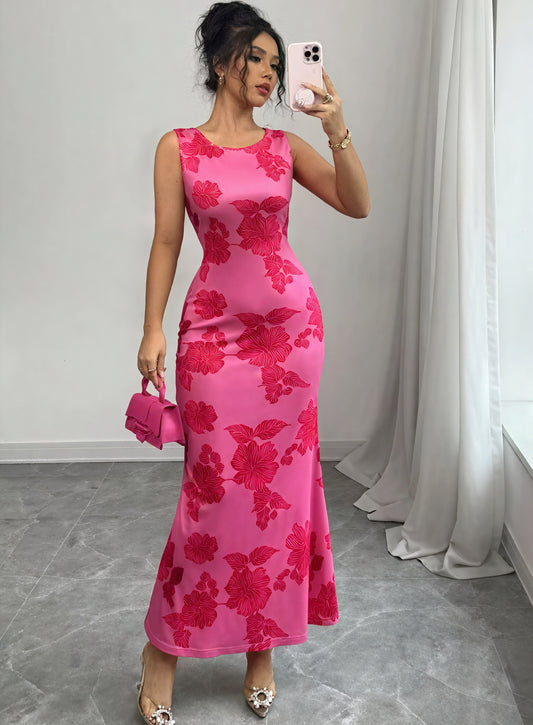 Abito Lungo con Motivo Floreale: Eleganza Senza Tempo