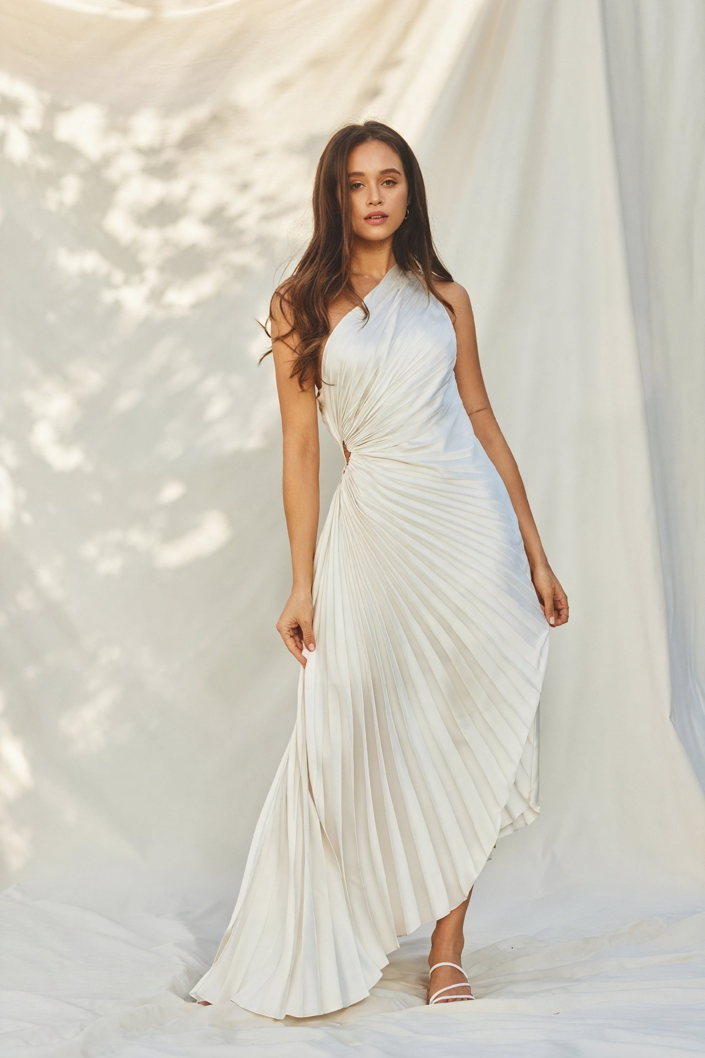 Abito Monospalla Plissettato Donna – Orlo Asimmetrico, Elegante-83236-b619e92a-b572-405b-a18a-52ef16088bfd