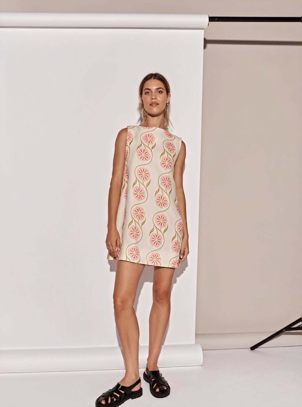 Dorio Moda Abito Mini Donna Senza Maniche – Stampa Floreale Esclusiva, S-XL-83292-b28e206e-1e0a-41f3-843d-fefc5962b0f9