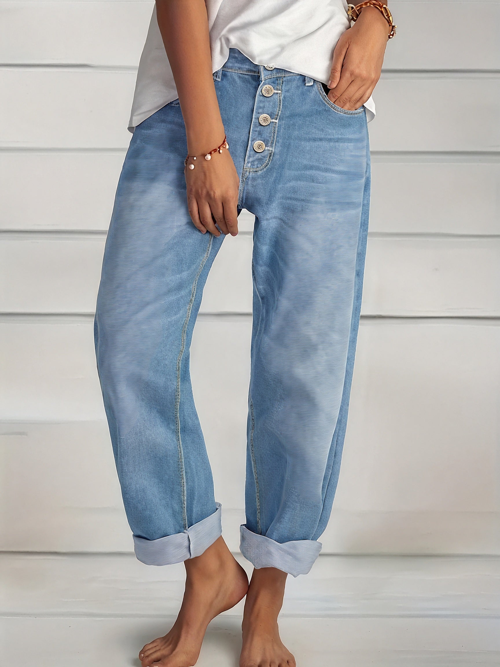 Jeans Donna Azzurro Chiaro Vestibilità Larga Orlo Risvoltato Chiusura Bottoni-83359-b5b290b7-77f6-44b3-9373-59cee133f370
