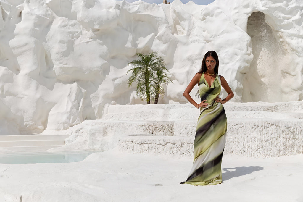 Abito Maxi Donna – Tie-Dye, Scollo Drappeggiato, Senza Maniche, Silhouette Fluida, Dorio Moda-83479-827d6aac-aee9-4a89-af2b-5b7a6c448d57