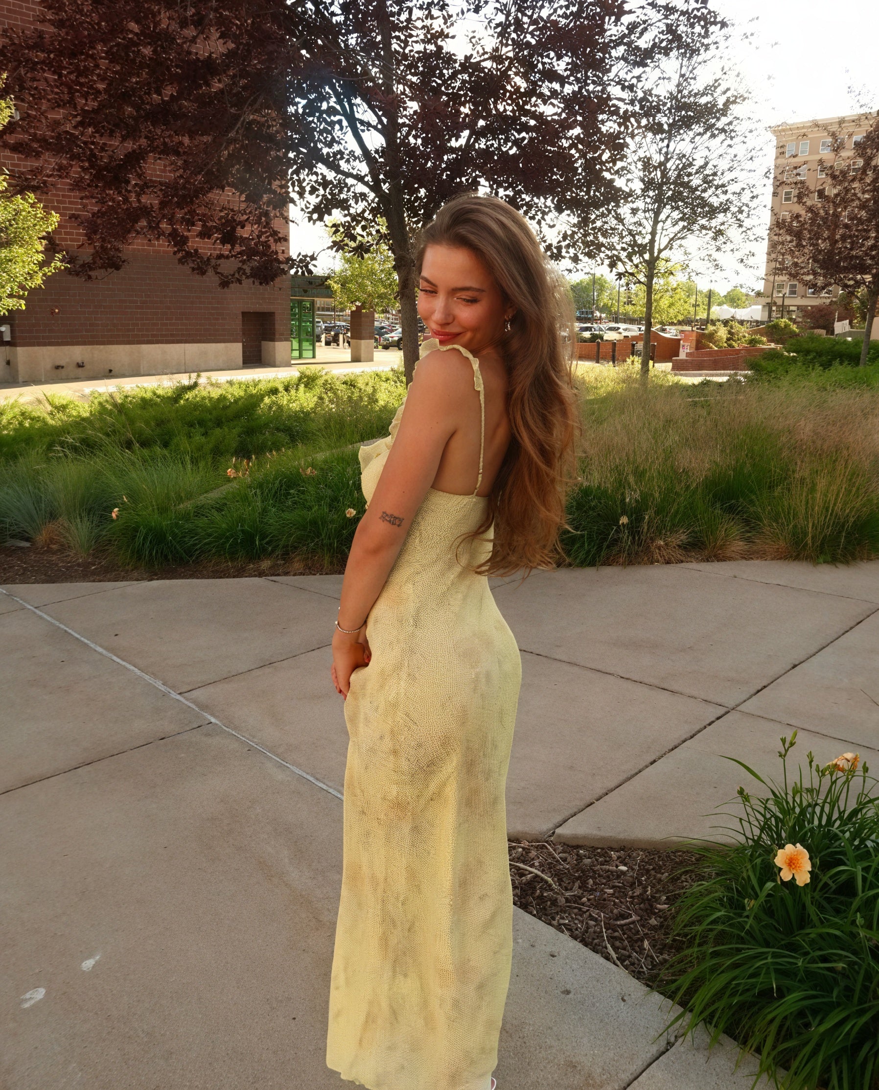 Abito Donna Floreale con Spalline Sottili e Balze – Tessuto Leggero Estivo-83695-bf752250-0e70-4994-8cc2-40ac845e77cf