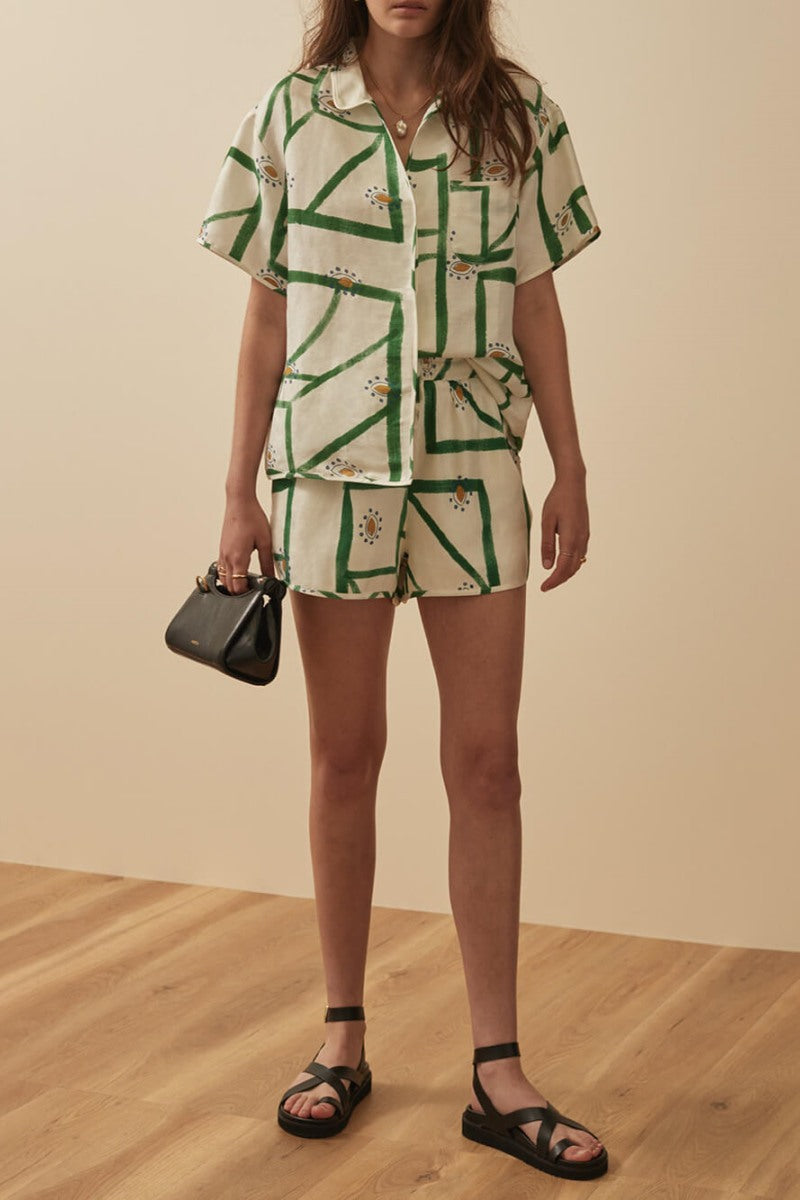 Completo Camicia e Shorts con Stampa Geometrica