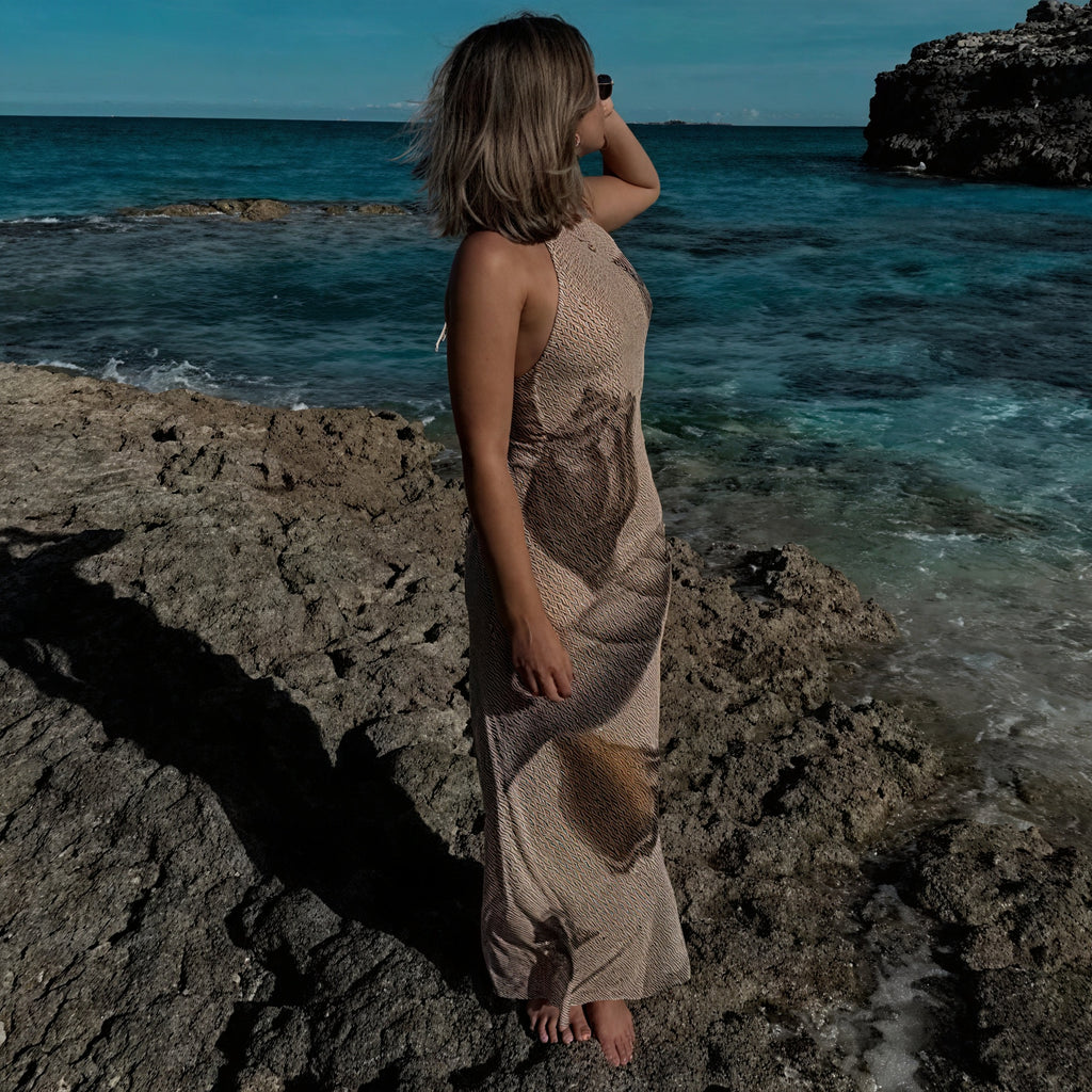 Abito Maxi Donna con Scollo Halter, Stampa Unica, Tessuto Testurizzato, Leggero-83816-f9e47f60-6961-4a72-899d-1d20b7bc114b