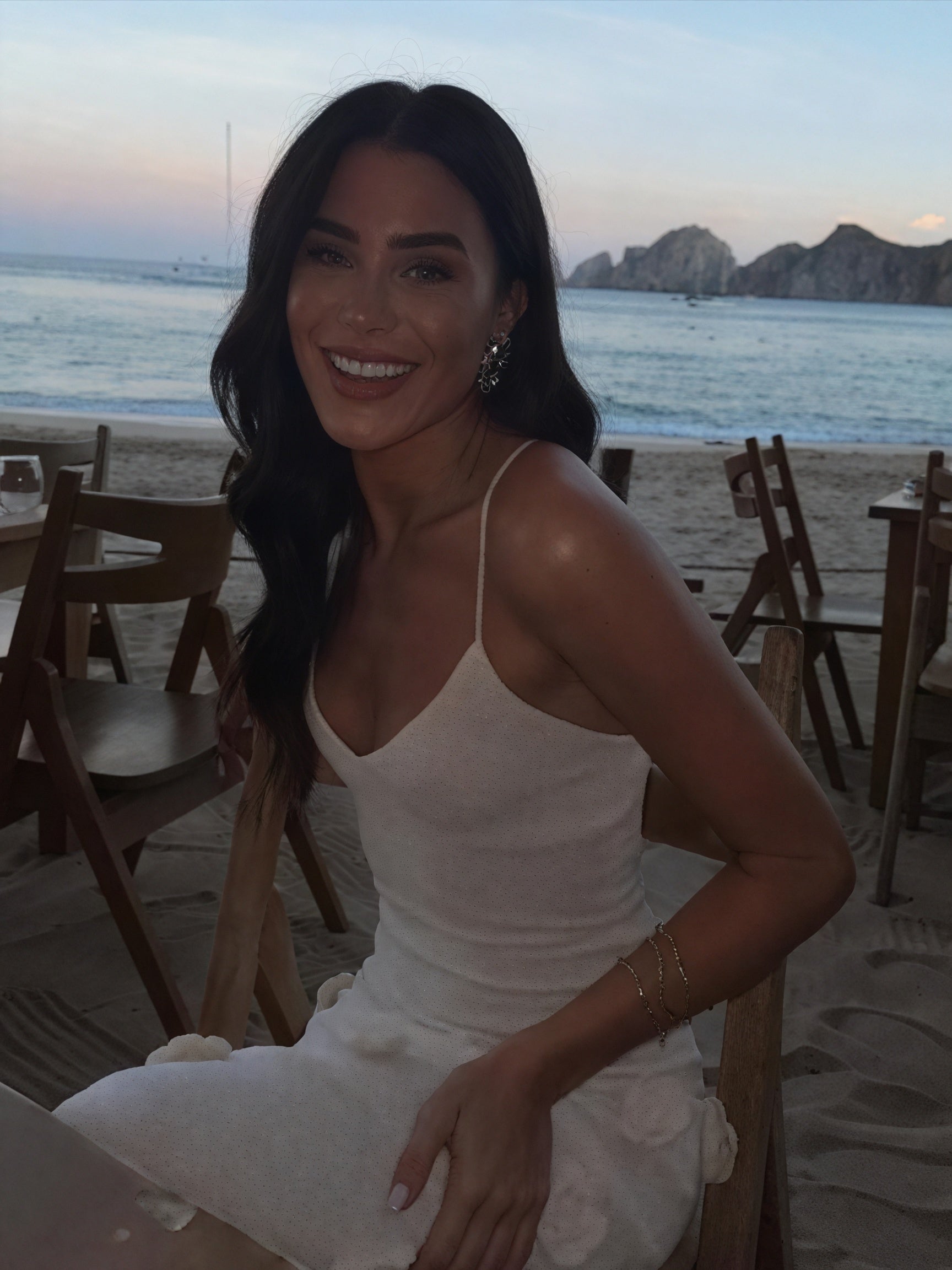 Abito Donna Bianco con Spalline Sottili e Ricami Floreali Elegante-83821-4a7a0131-12e0-4905-b913-633da5f9fae2