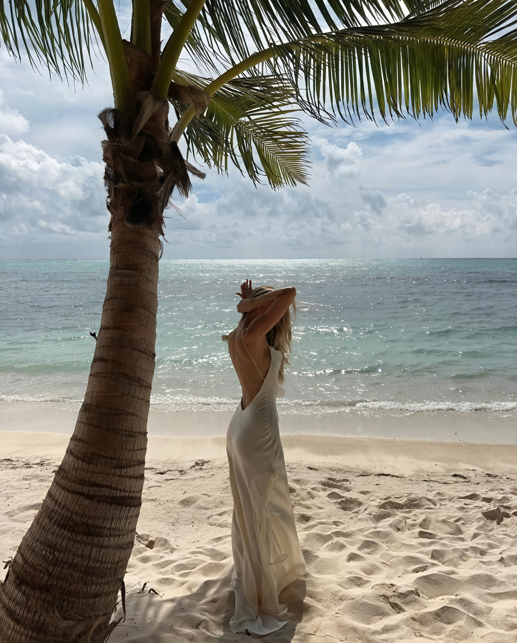 Abito Lungo Raso Donna – Scollo a Cascata, Spalline Sottili, Elegante-83831-22e3714e-0d02-476b-bb65-9f314f6ce410