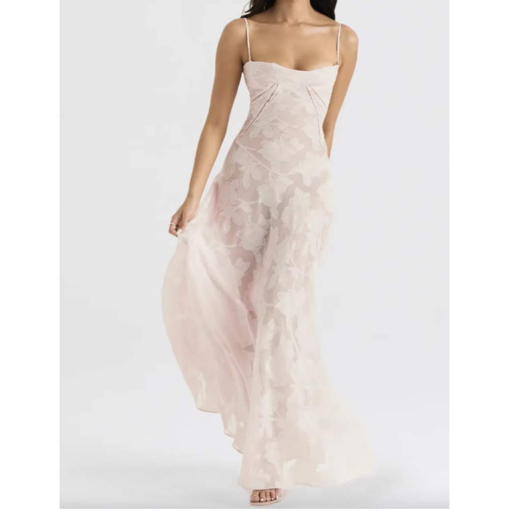 Abito Lungo: Eleganza Senza Tempo per Occasioni Speciali