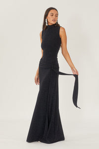 Abito Lungo Elegante con Cintura