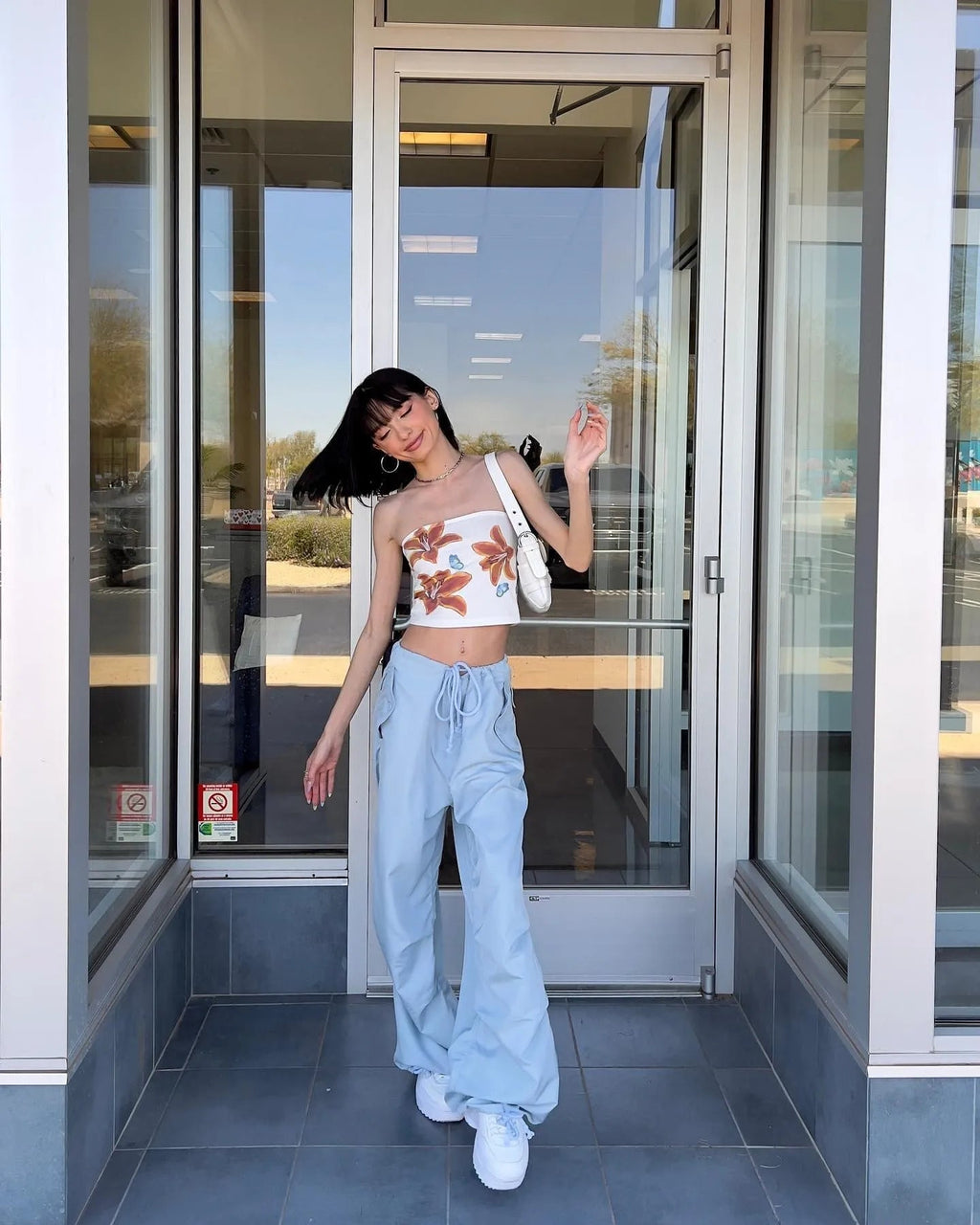 Top Corto Floreale con Farfalle