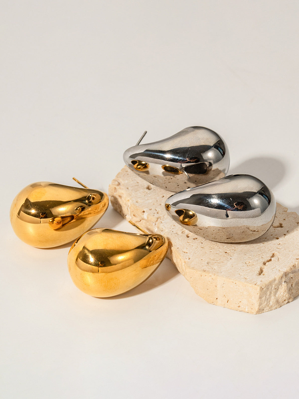 Orecchini Scultorei a Goccia