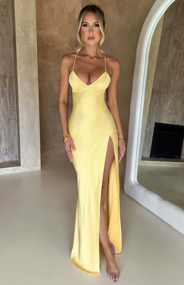 Lilly | Elegant MARIELLA Maxi Dress with Thigh-High Slit - Image 3