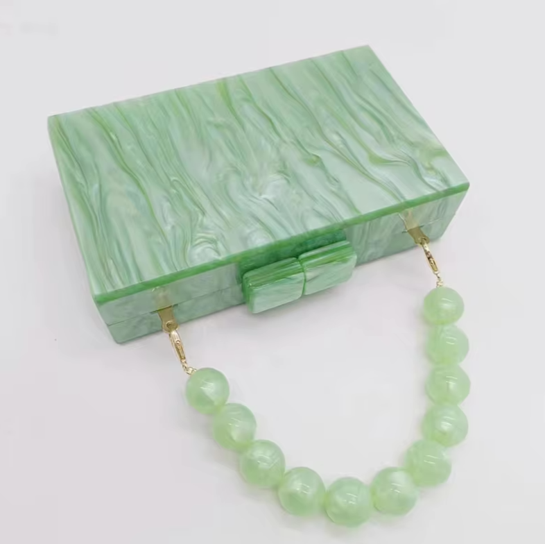 Clutch Rettangolare con Dettagli Gioiello