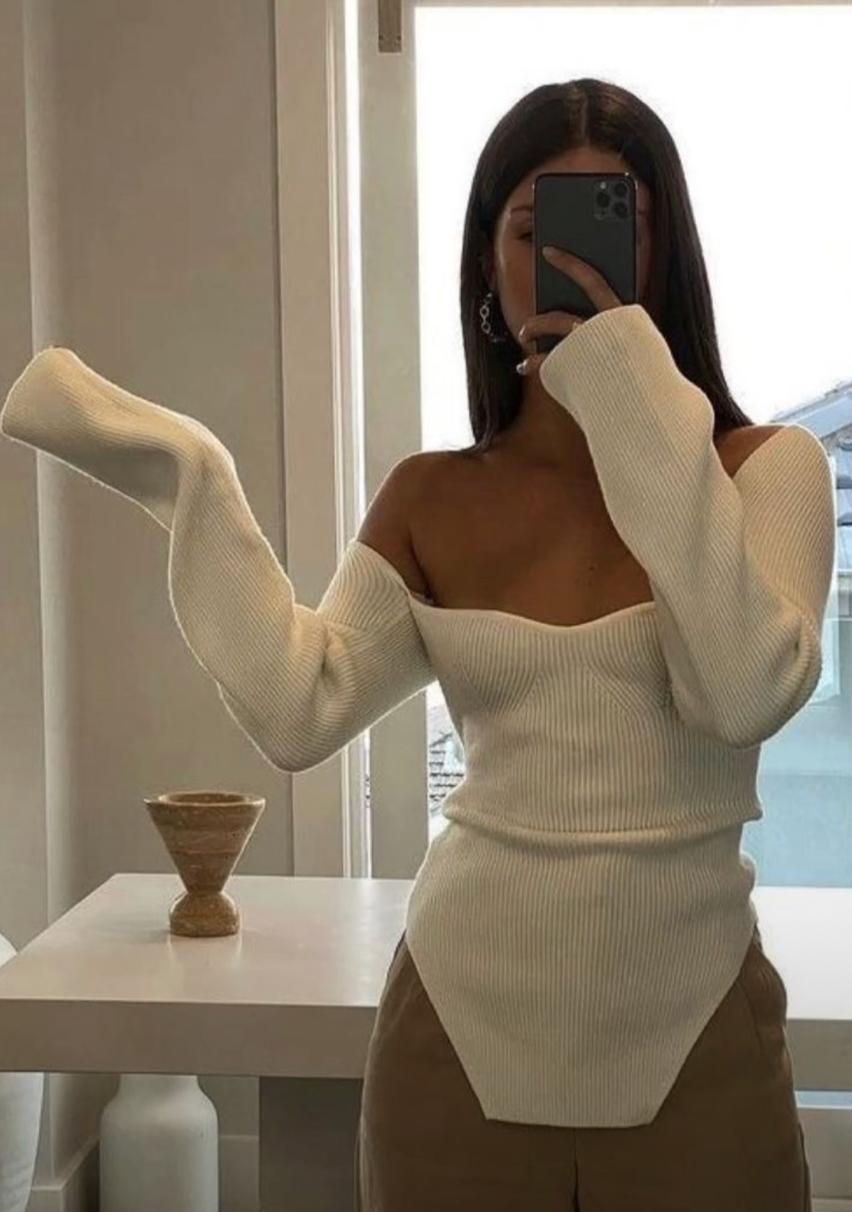 Top a Maniche Lunghe con Scollo Squadrato