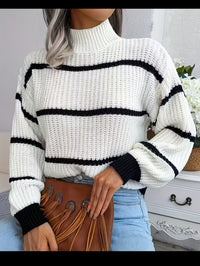 Maglione a Righe Bianco Collo Alto – Polsini a Coste
