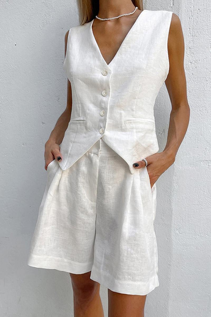 Completo Chic con Gilet e Shorts