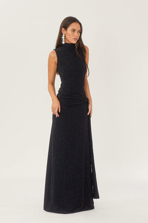 Abito Lungo Elegante con Cintura